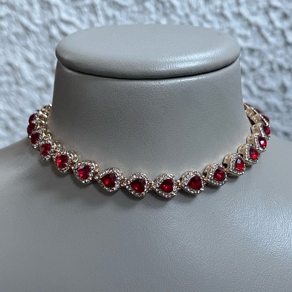 Jewelry - NWOT Heart Shaped Choker Necklace in Red and Gold - Rhinestone Costume Jewelry